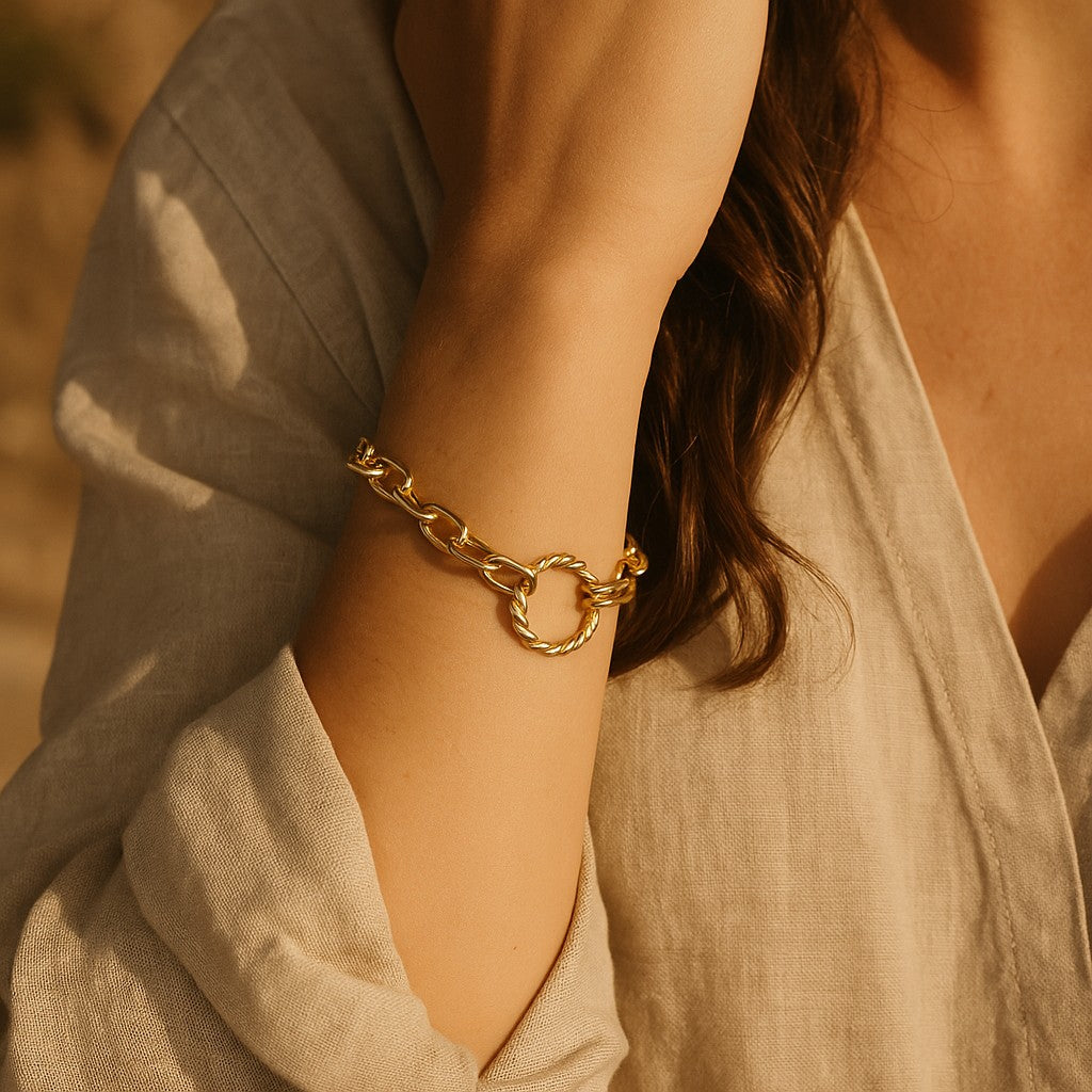 14K Gold Plated Chunky Link Bracelet with Textured Rope Circle Accent image 2