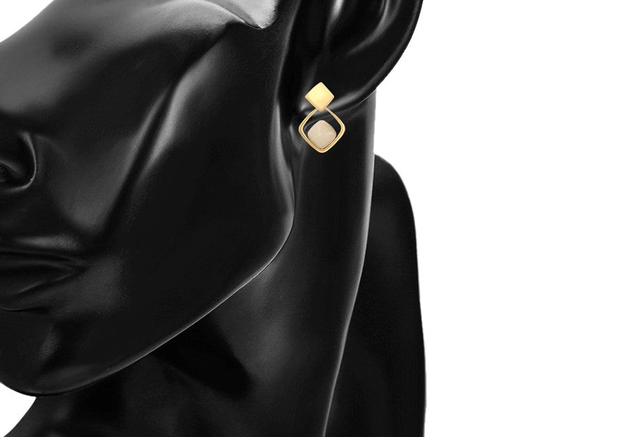 14K Gold Plated Stylish Gold Plated Kite-Shaped Earrings image 2
