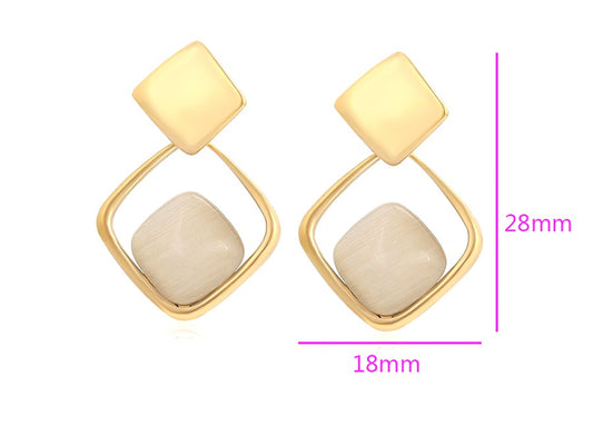 14K Gold Plated Stylish Gold Plated Kite-Shaped Earrings image 1
