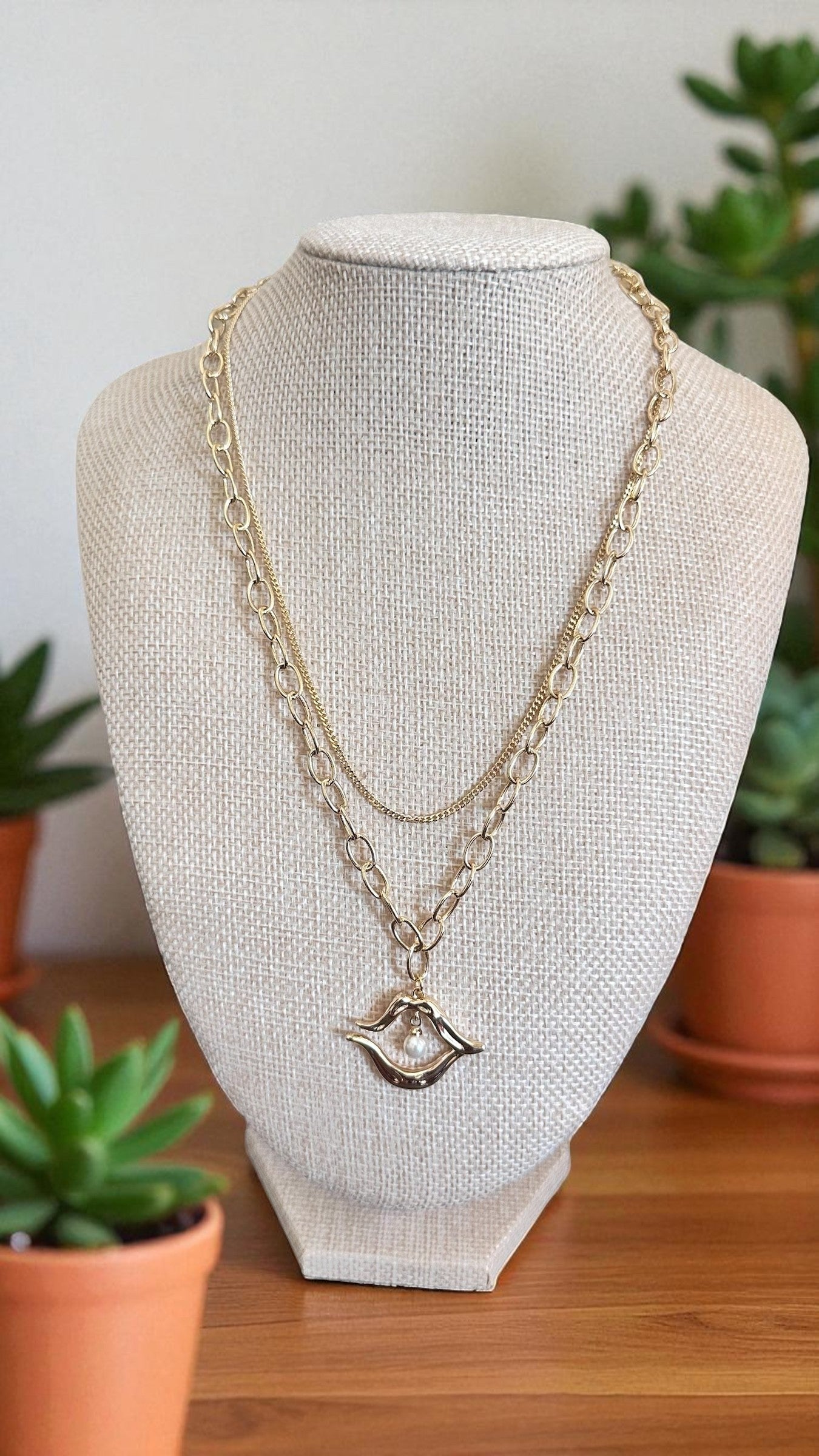 14K Gold Plated Elegant Gold Layered Necklace with Pearl Charm Pendant